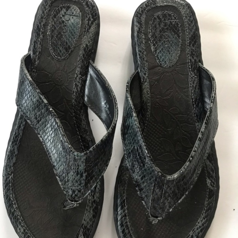 BOC NEW animal skin teal/black slipon sandals - size 8